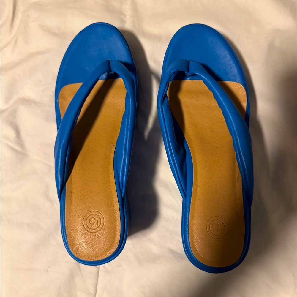 Platform sandals